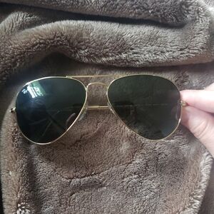 Ray Ban Aviator sunglasses